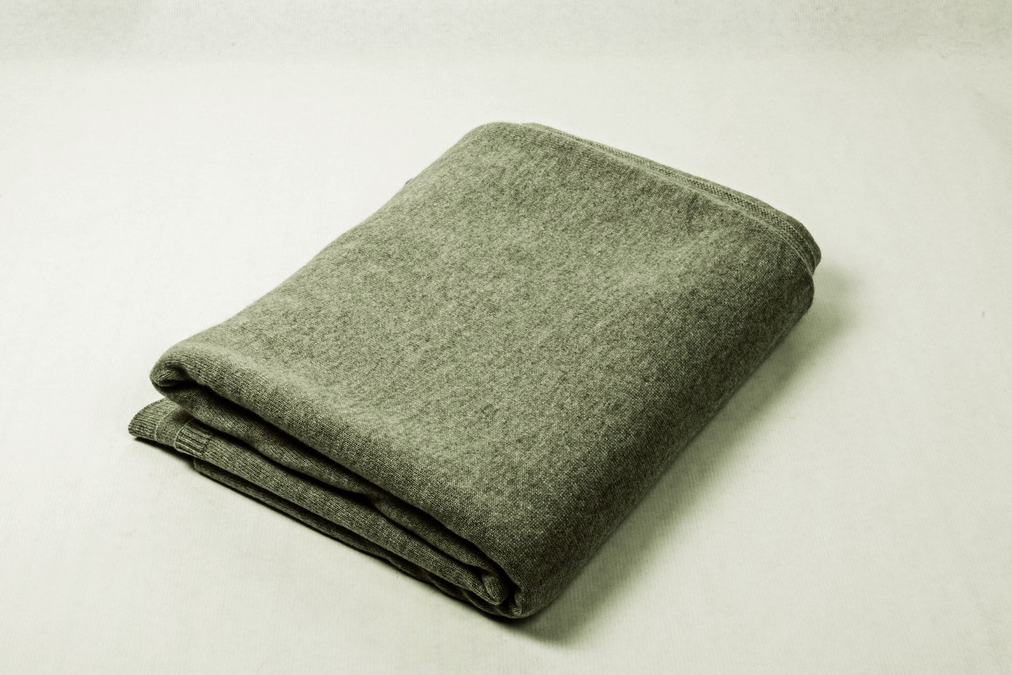Elegant Cashmere Blanket
