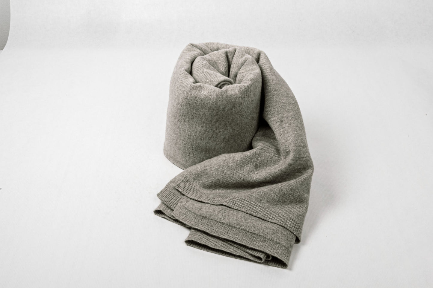 Elegant Cashmere Blanket