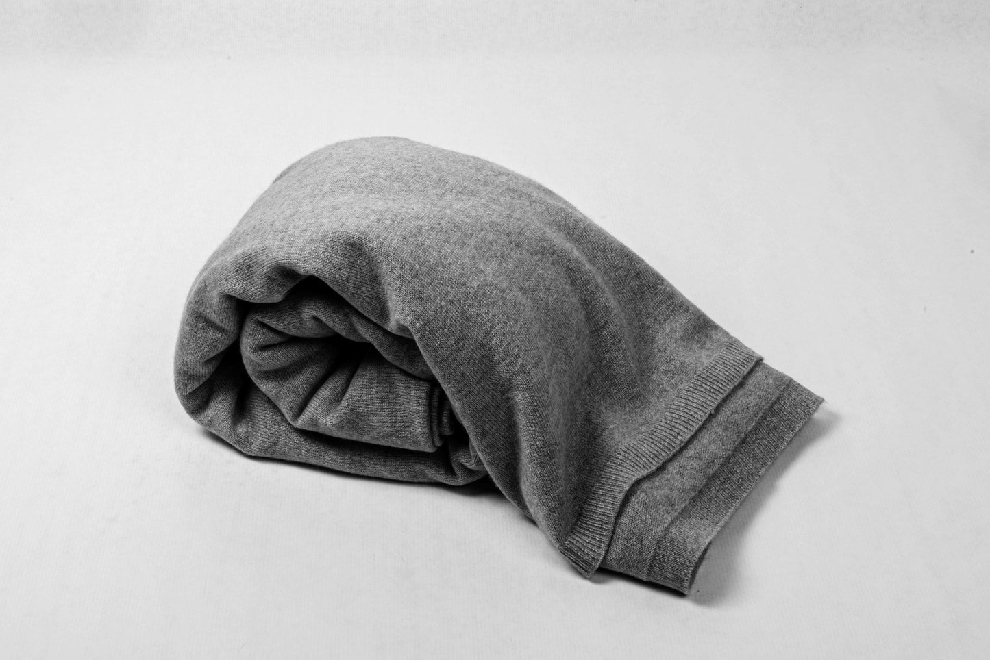 Elegant Cashmere Blanket