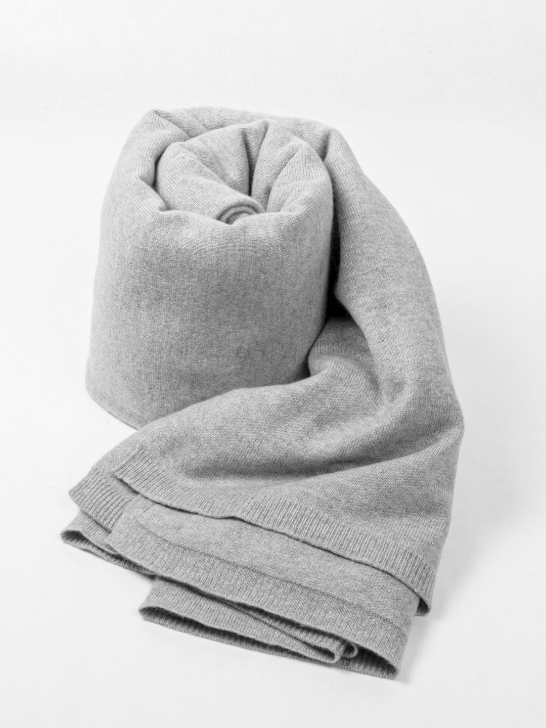 Cozy Classic Cashmere Blanket
