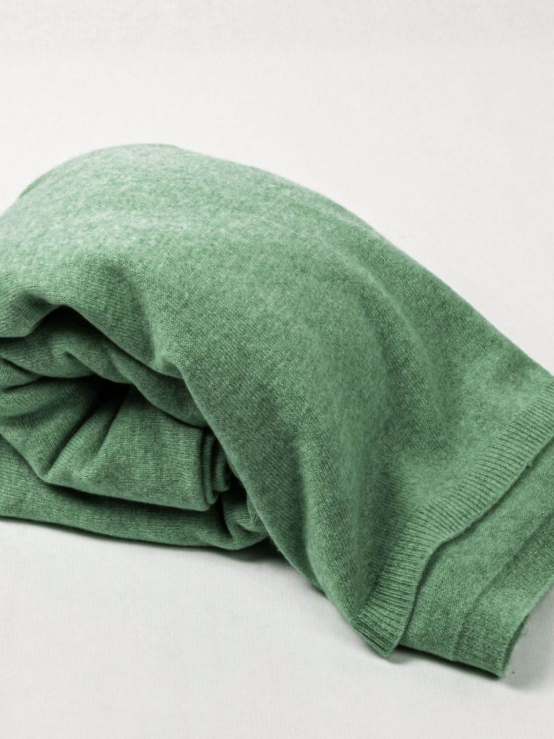 Cozy Classic Cashmere Blanket