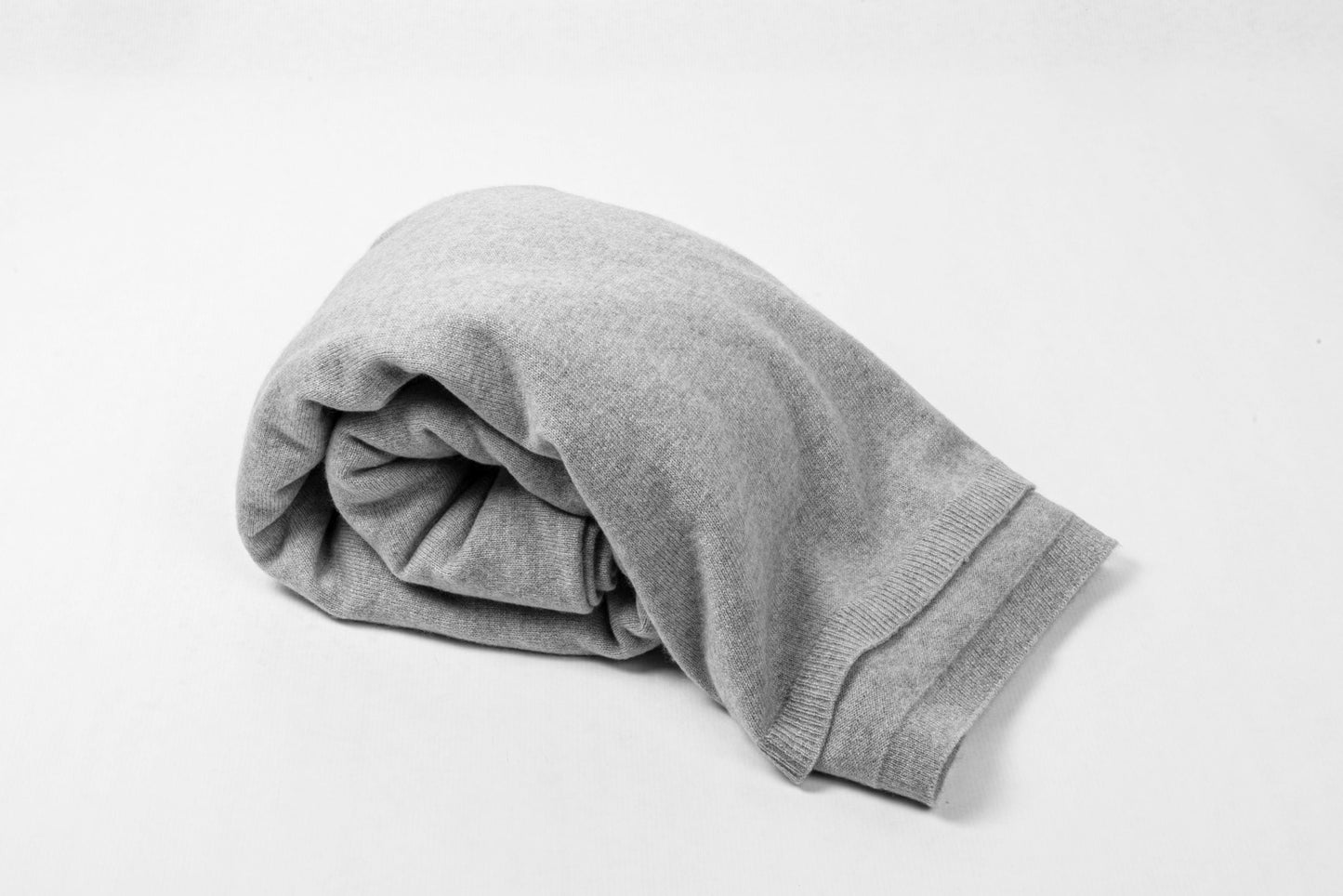 Cozy Classic Cashmere Blanket