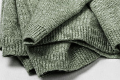 Cozy Classic Cashmere Blanket